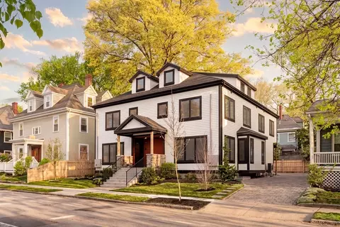 40 Stedman St, Brookline, MA 02446