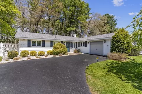 58 Sloane Dr, Framingham, MA 01701