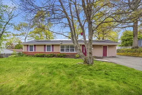 157 Errol Rd, Brockton, MA 02302