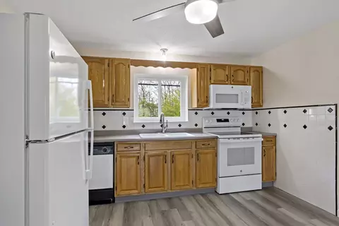 Kitchen - 5455 N Main St #4D, Fall River, MA 02720 photo 1 of 3