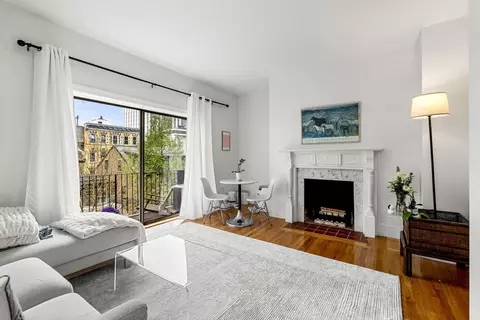 21 Hancock St #3, Boston, MA 02114