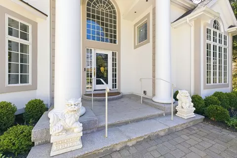 98 Bridle Trail Rd, Needham, MA 02492 photo 4