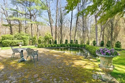98 Bridle Trail Rd, Needham, MA 02492 photo 33