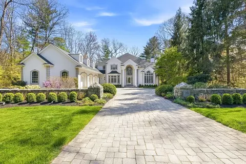 98 Bridle Trail Rd, Needham, MA 02492 photo 2