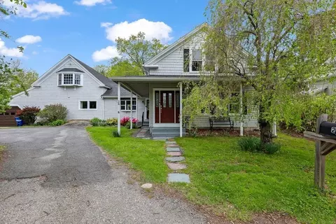 26 Bacon Sq, Plainville, MA 02762