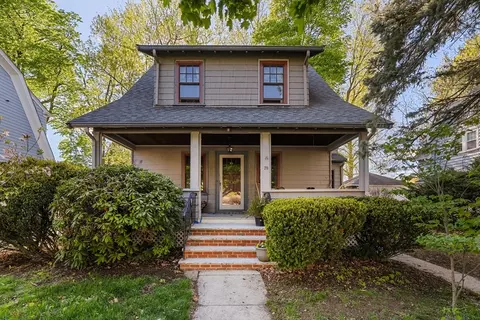 78 Webcowet Rd, Arlington, MA 02474