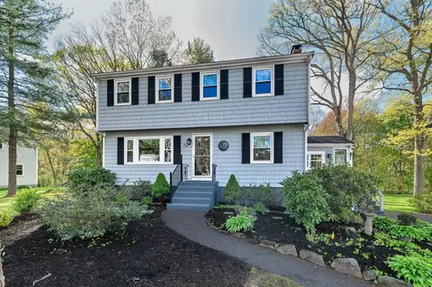 68 Alden St, Foxboro, MA 02035
