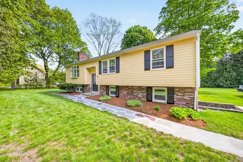 31 Elm St, Acton, MA 01720 photo 3