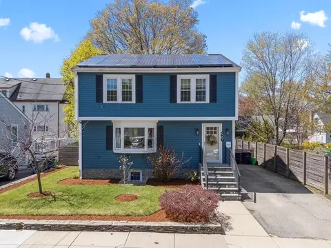 59 Wyvern St, Boston, MA 02131