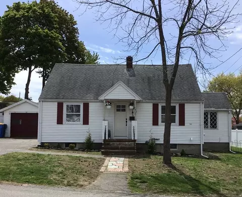 32 Hills St, Randolph, MA 02368