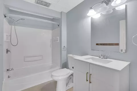13-15 Wigwam Pl, Springfield, MA 01108 photo 12