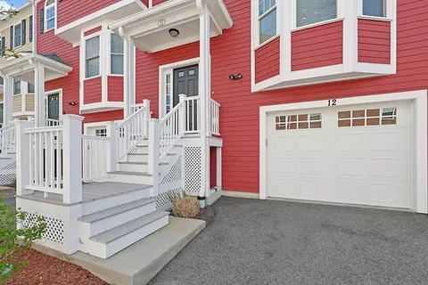 60 Lenox St #12, Norwood, MA 02062