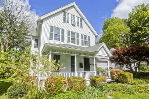 74 Woodbridge St, South Hadley, MA 01075