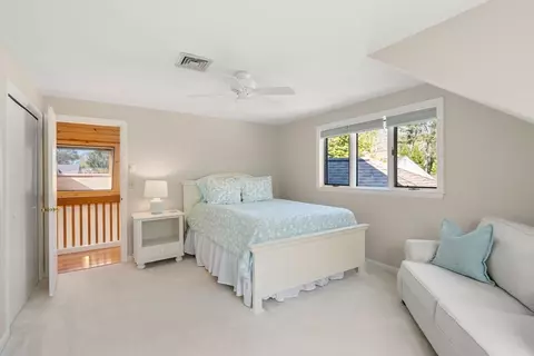 Bedroom - 26 Driftwood Cir, Mashpee, MA 02649 photo 5 of 7