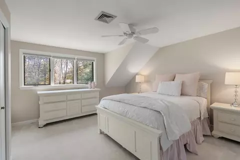Bedroom - 26 Driftwood Cir, Mashpee, MA 02649 photo 6 of 7