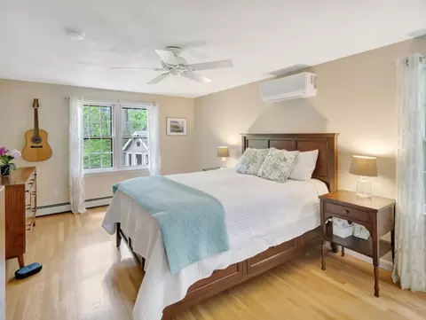 Bedroom - 5 Juniper Dr, Mansfield, MA 02048 photo 2 of 4