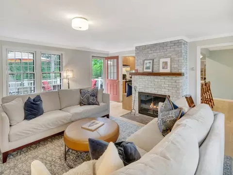 Living - 5 Juniper Dr, Mansfield, MA 02048 photo 2 of 3