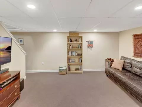Other - 5 Juniper Dr, Mansfield, MA 02048 photo 6 of 10