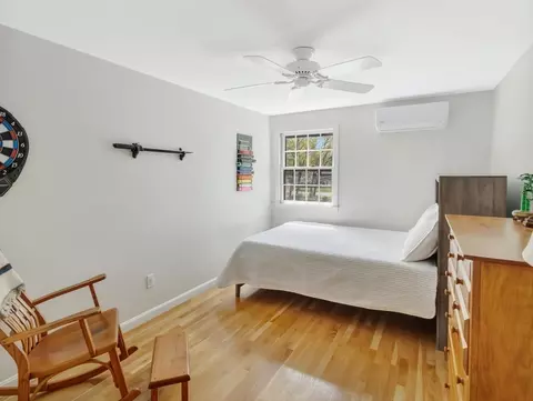 Bedroom - 5 Juniper Dr, Mansfield, MA 02048 photo 3 of 4