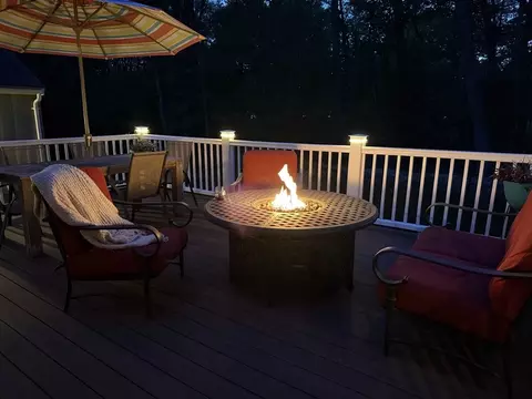 Exterior - 5 Juniper Dr, Mansfield, MA 02048 photo 9 of 10