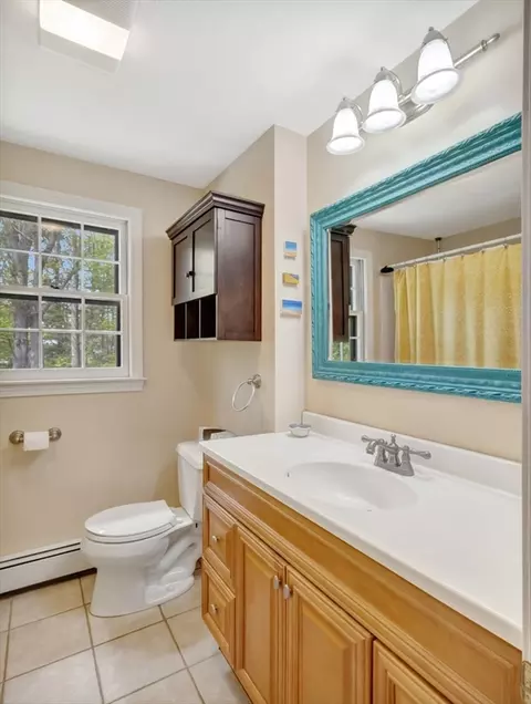 Bath - 5 Juniper Dr, Mansfield, MA 02048 photo 2 of 2