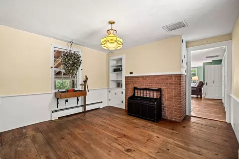 Dining - 600 Main St, Ashby, MA 01431 photo 2 of 2