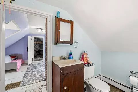 Entry Way - 600 Main St, Ashby, MA 01431 photo 4 of 4