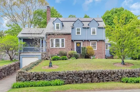 89 Churchill Ave, Arlington, MA 02476