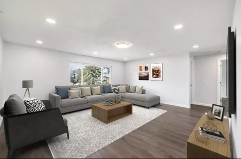 Living - 54 Will Dr #87, Canton, MA 02021 photo 2 of 5