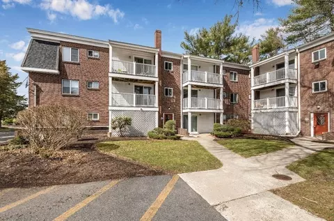 Exterior - 54 Will Dr #87, Canton, MA 02021 photo 4 of 5