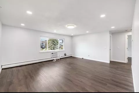 Living - 54 Will Dr #87, Canton, MA 02021 photo 1 of 5
