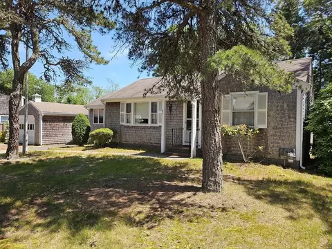26 Pine Tree Rd, Chatham, MA 02659 photo 2