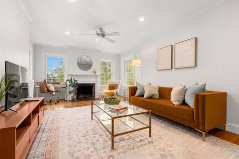 41 Linnaean St #43, Cambridge, MA 02138