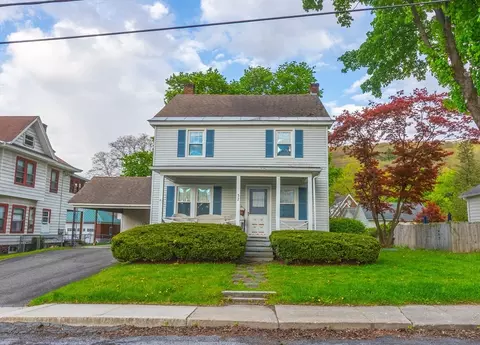 32 Notch Rd, North Adams, MA 01247