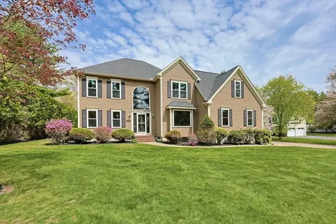 110 Goulding St, Holliston, MA 01746