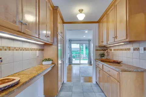 29 Parker Rd, Needham, MA 02494 photo 12