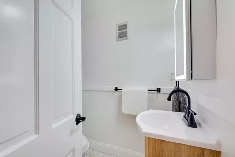 29 Parker Rd, Needham, MA 02494 photo 15