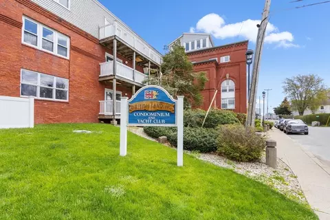 45 Main St #21, Wareham, MA 02571