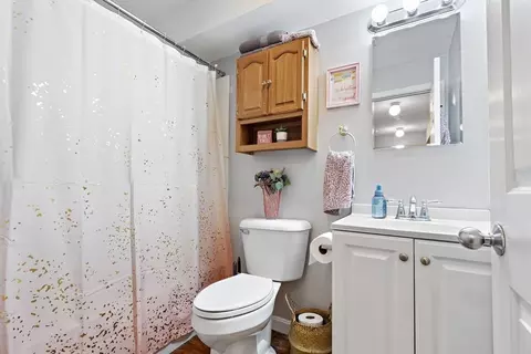 Bath - 45 Main St #21, Wareham, MA 02571 photo 1 of 1
