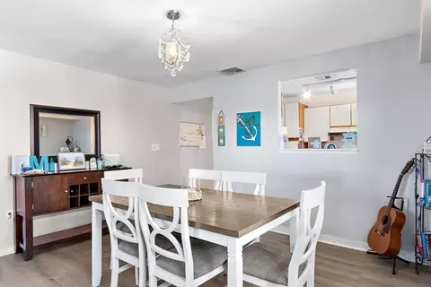 Dining - 45 Main St #21, Wareham, MA 02571 photo 1 of 4