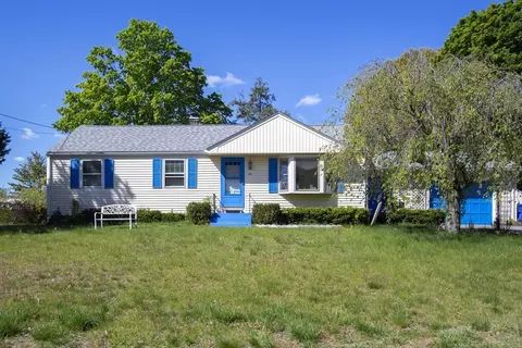 49 Fitzgerald Rd, Springfield, MA 01104 photo 3