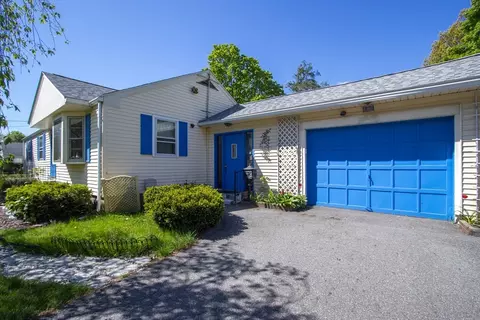 49 Fitzgerald Rd, Springfield, MA 01104 photo 6