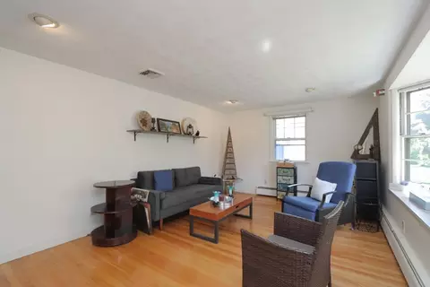 49 Fitzgerald Rd, Springfield, MA 01104 photo 8