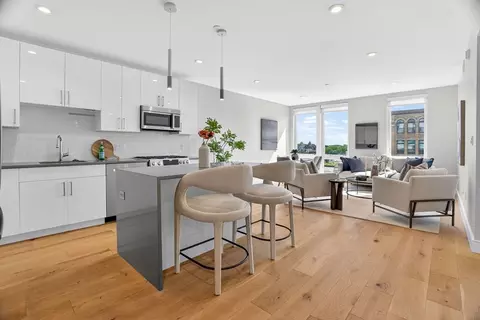 420 W Broadway #409, Boston, MA 02127