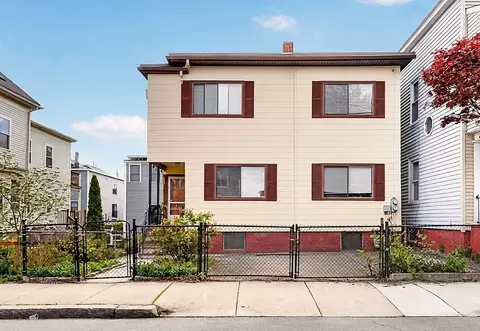 54 Flint St, Somerville, MA 02145