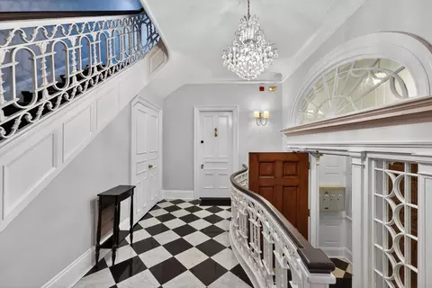 12 Hereford St #2, Boston, MA 02115