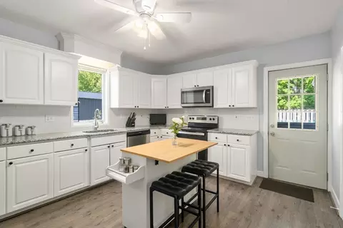 147 Oak, Abington, MA 02351