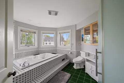 4 Harborview Rd, Hull, MA 02045 photo 19