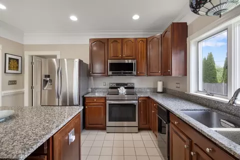 4 Harborview Rd, Hull, MA 02045 photo 6