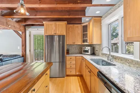 215 Wethersfield St, Rowley, MA 01969 photo 6